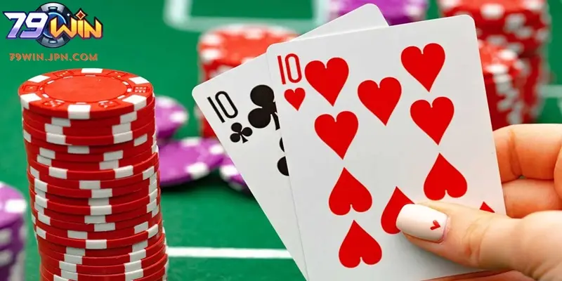 Giải đáp thắc mắc Bluff trong Poker là gì?