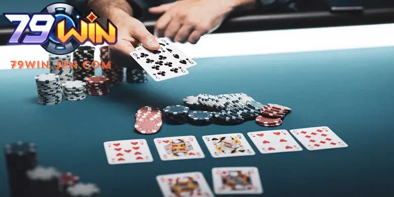 Mỗi trường hợp thực tế bạn sẽ phải đưa ra cách xử lý bài rác poker linh hoạt