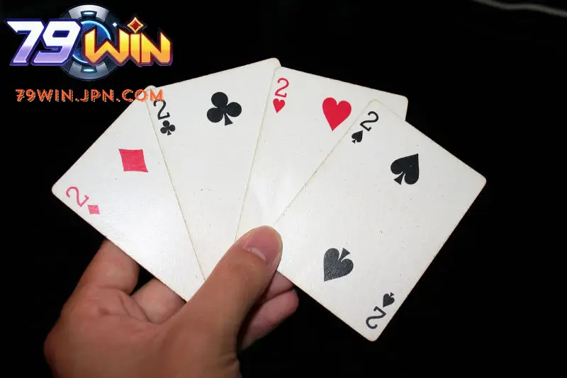 Người chơi cần cẩn trọng khi đánh lá bài 2 để tăng cơ hội chiến thắng